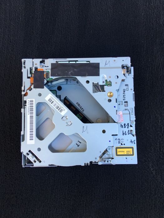 Двд чейнджер 6 CD/DVD changer Mercedes COMAND NTG3 Backer W221 W204