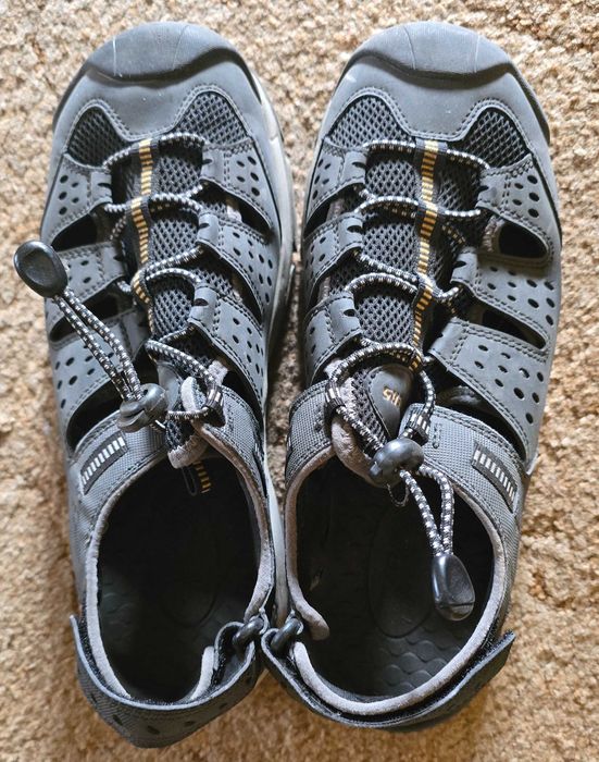 Skechers Tresmen Menard, sandale din piele pentru bărbați, gri, masura 42 EU