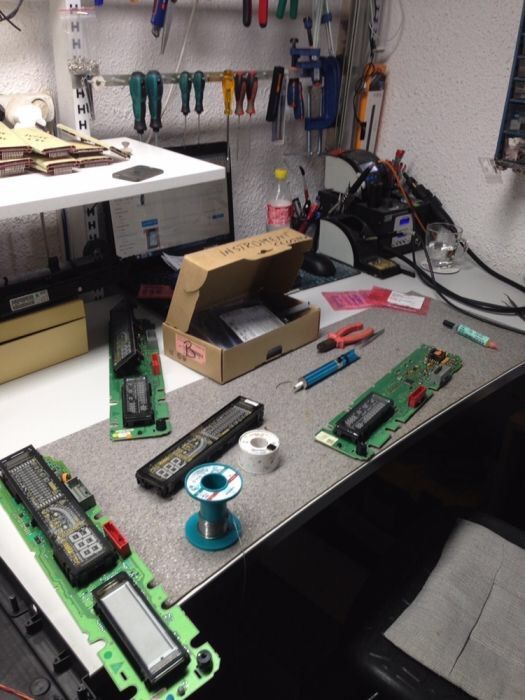 reparatii electronice pe afisaj ceas bord renault scenic