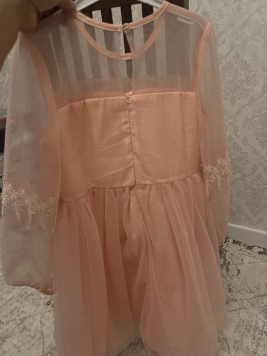 Нарядные платья на девочку