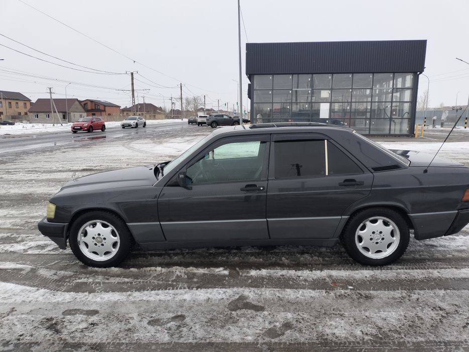 Продам Мерседес 190