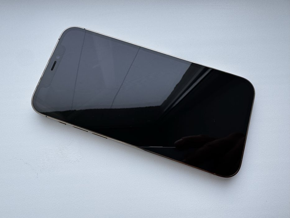 Продам iPhone 12 Pro 128 ГБ