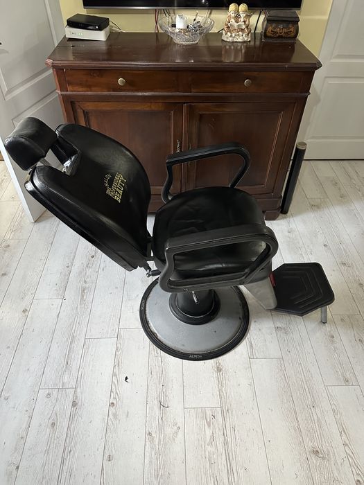 Scaune Frizerie/Barber Prifesionale