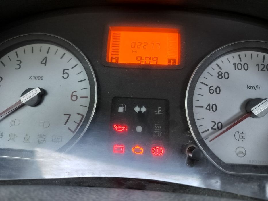 Vând Dacia Logan 1.6 16V benzina