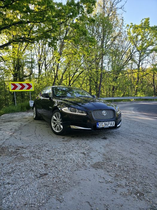 Jaguar XF 2.2d Proprietar, pachet Portfolio