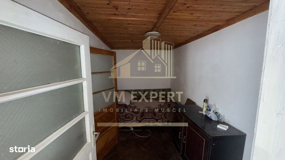 Casă 4 Camere Teren 3038 Mp Albeștii  De Muscel