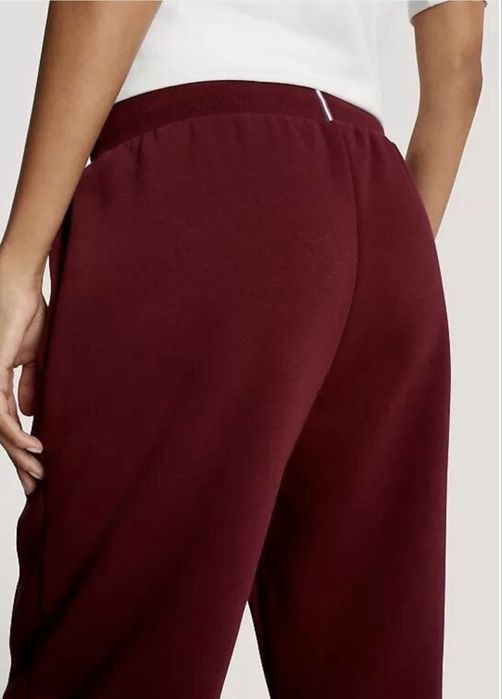 Tommy hilfiger костюм