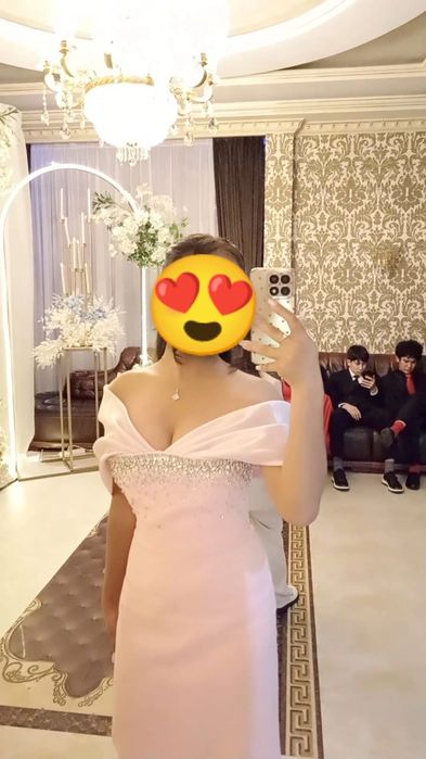 Продаётся вечернее платье