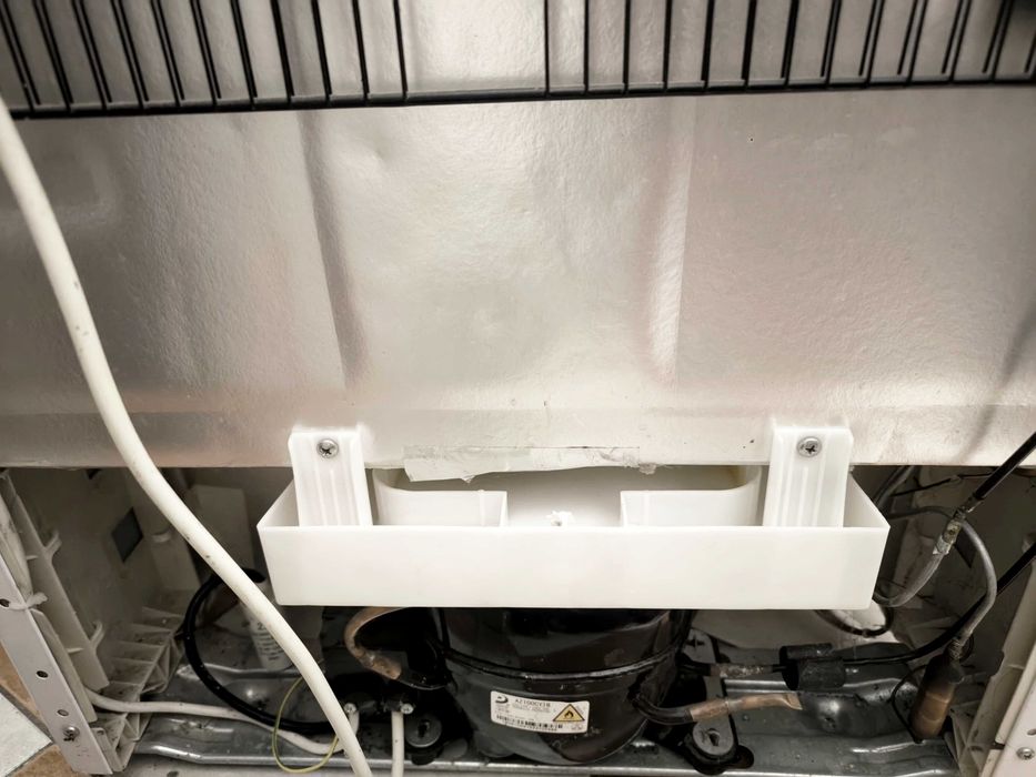 Frigider combina cu congelator FINLUX 1.43cm înălțime