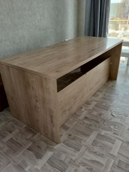 Столы офисные 2 шт