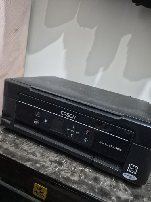 Принтер Epson лазерный б/у