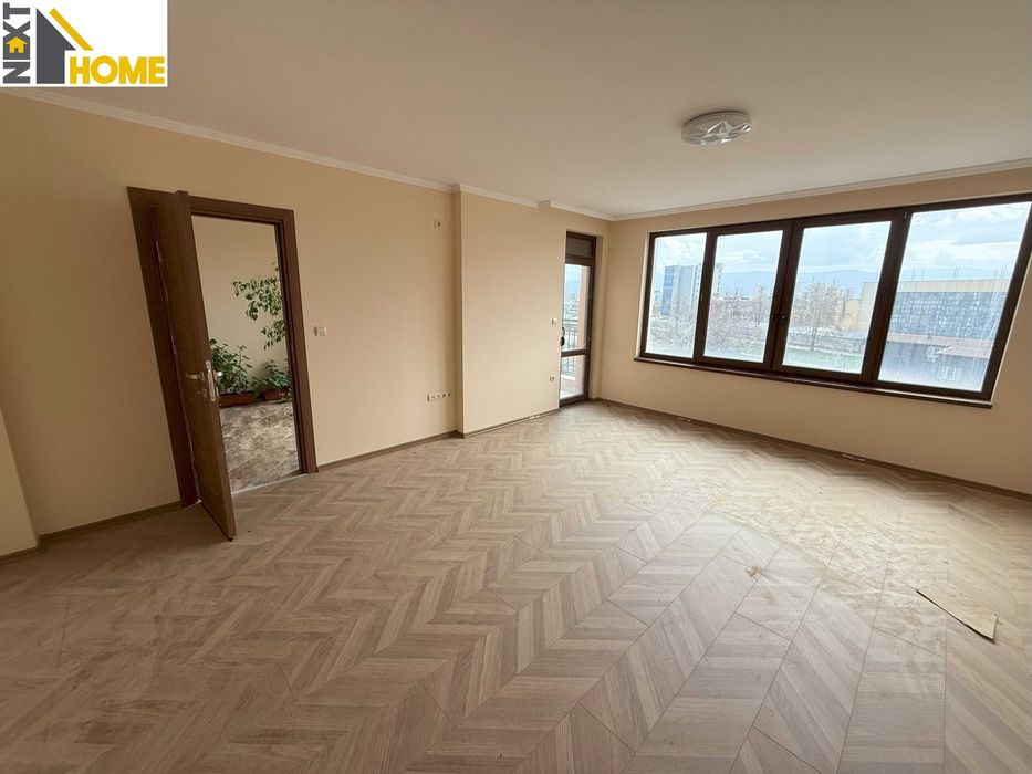 Продава се Тристаен апартамент в Пловдив, Кършияка - 153 кв.м за 1591 €/кв.м - Снимка #2