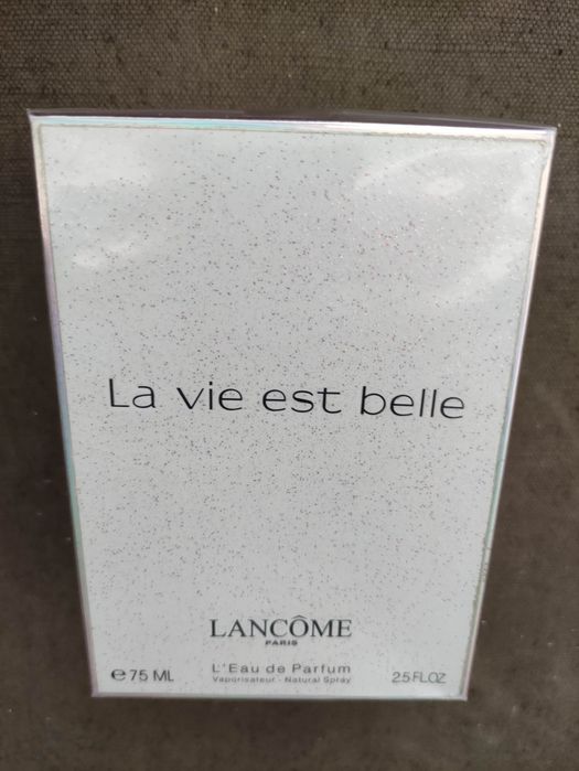 Продавам парфюм Lancôme La Vie Est Belle

75 ml.