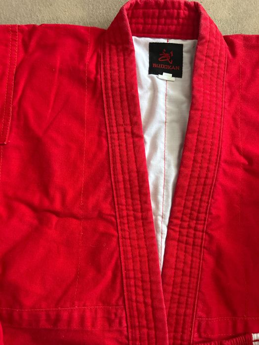 Форма для самбо красная 134 рост