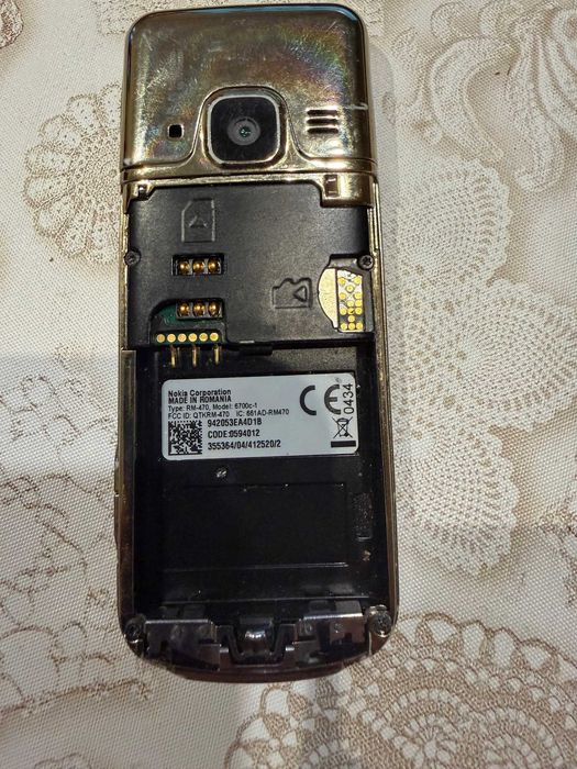 Продавам два броя телефони НОКИЯ