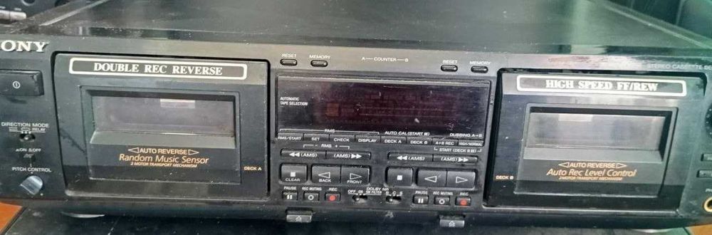 Двухкассетная дека Sony TC-WE525