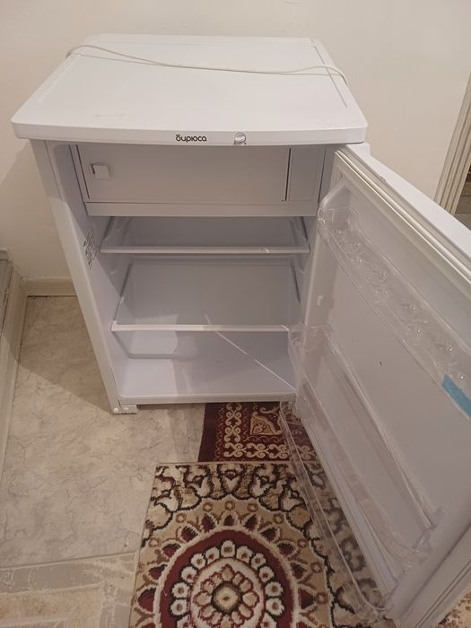 Холодильник бирюса