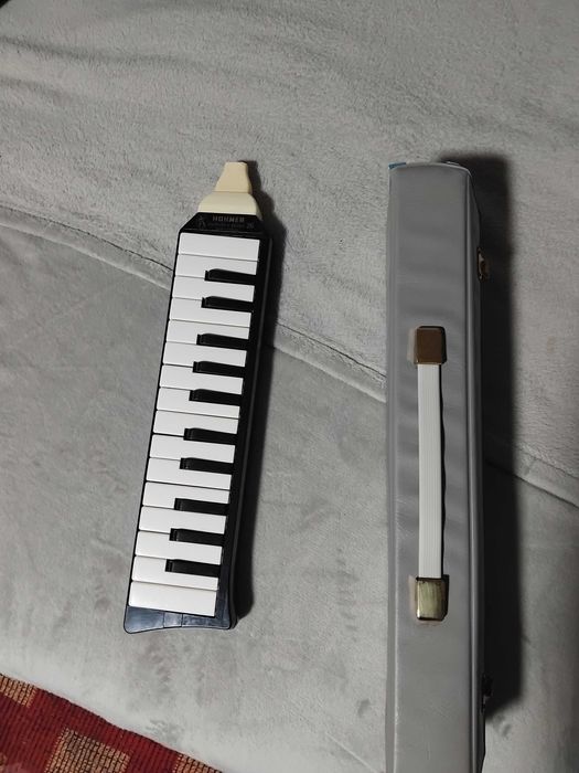 Hohner melodica piano 26