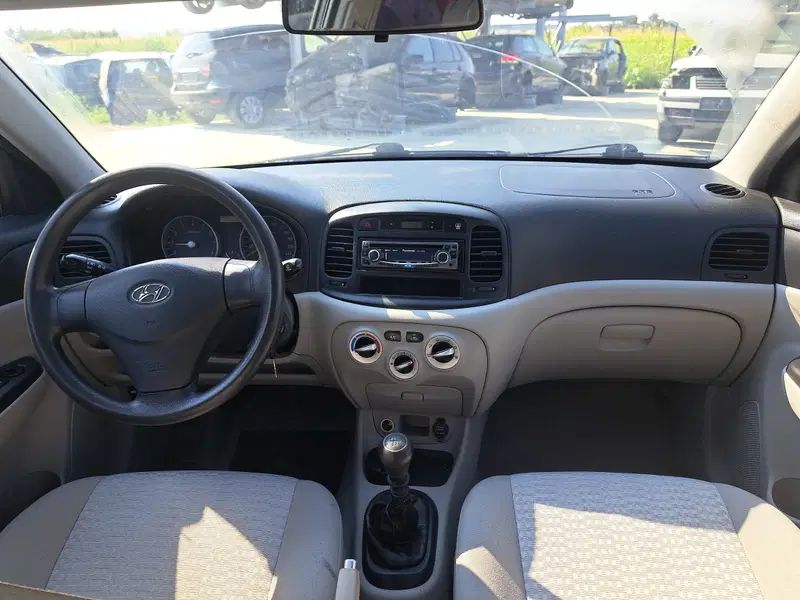 Dezmembrez Hyundai Accent 3 (MC) [Fabr 2005-2008]