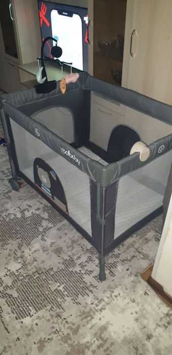 Кроватка-манеж дестская.