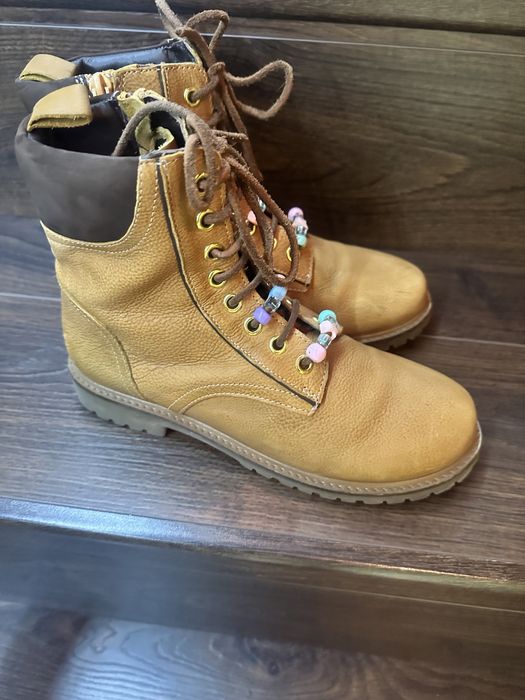 Зара- кожени боти