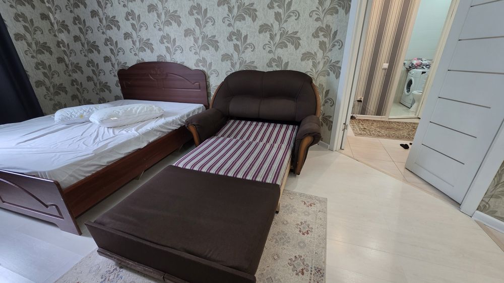 Продам Диван раскладной,2х-местный