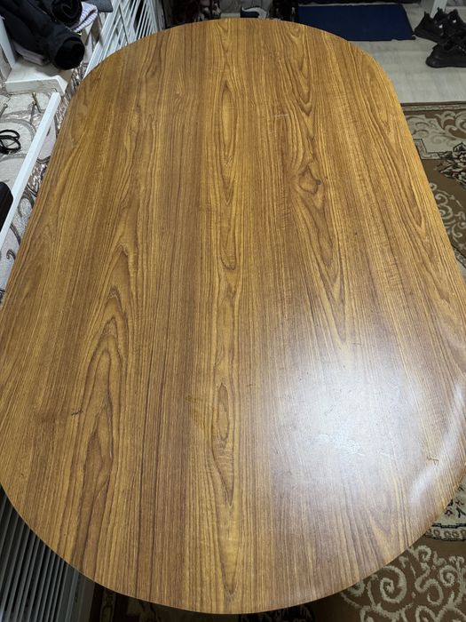 Продам кухонный стол