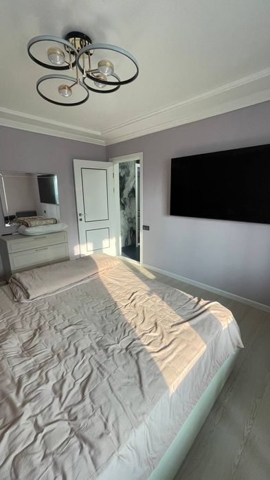 Продаётся 2 в 3х комнатную на Дархане 107м²