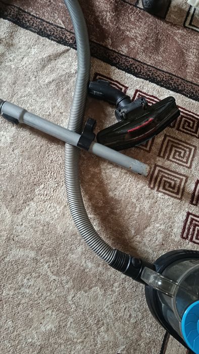 Срочно продам пылесос PHILIPS