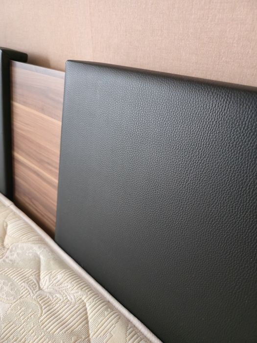 Спалня 160/200 с матрак и подматрачни рамки