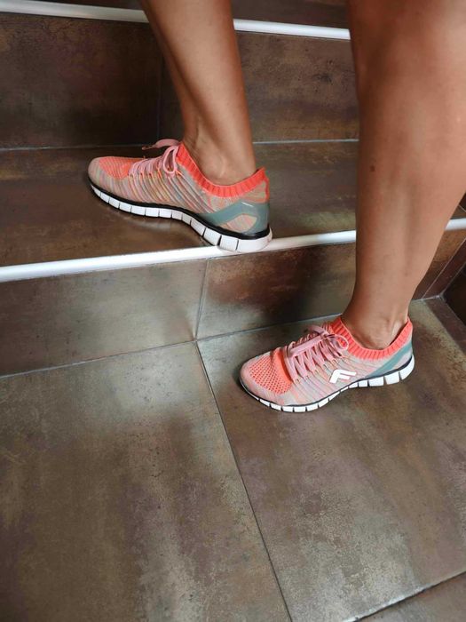 Дамски летни маратонки Флаер