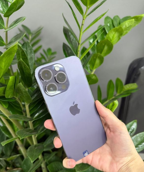 Продаю IPhone 14 Pro