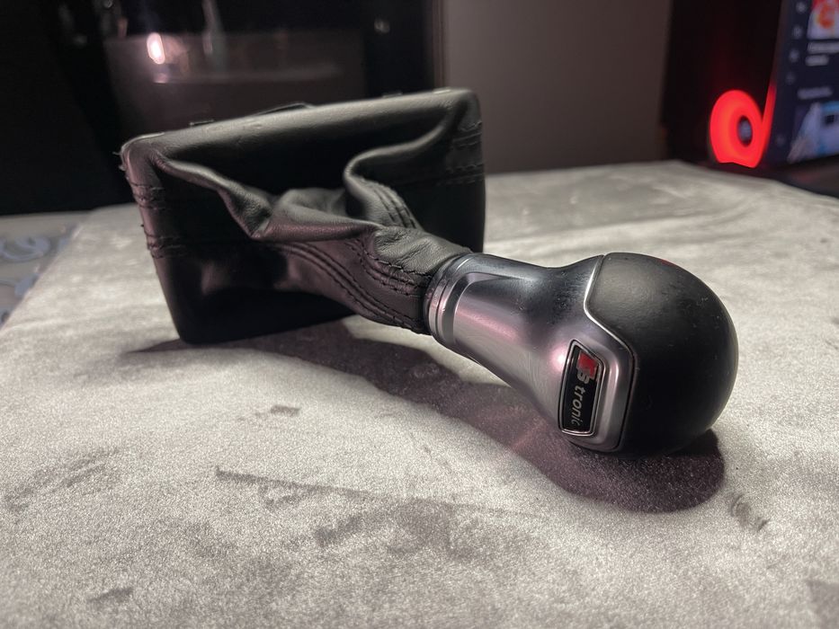 Manson si nuca S tronic Audi