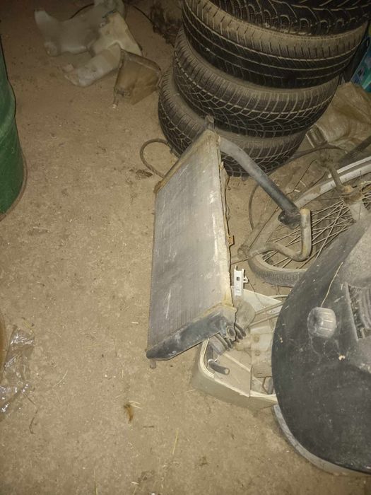 Продавам части за Ауди Б3 Ауди Б4, Форд Сиера. Цени по договаряне