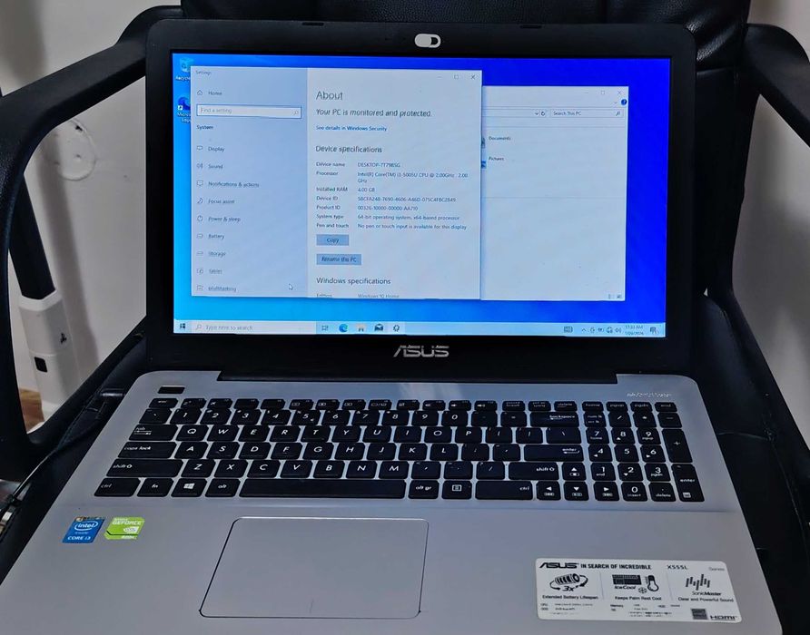 Laptop Asus 4Gb ram și 512 Rom
