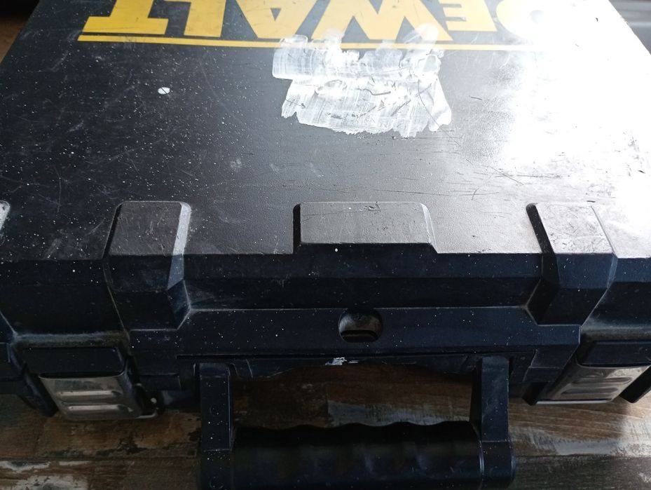 Rotopercutor filetantă dewalt 18v