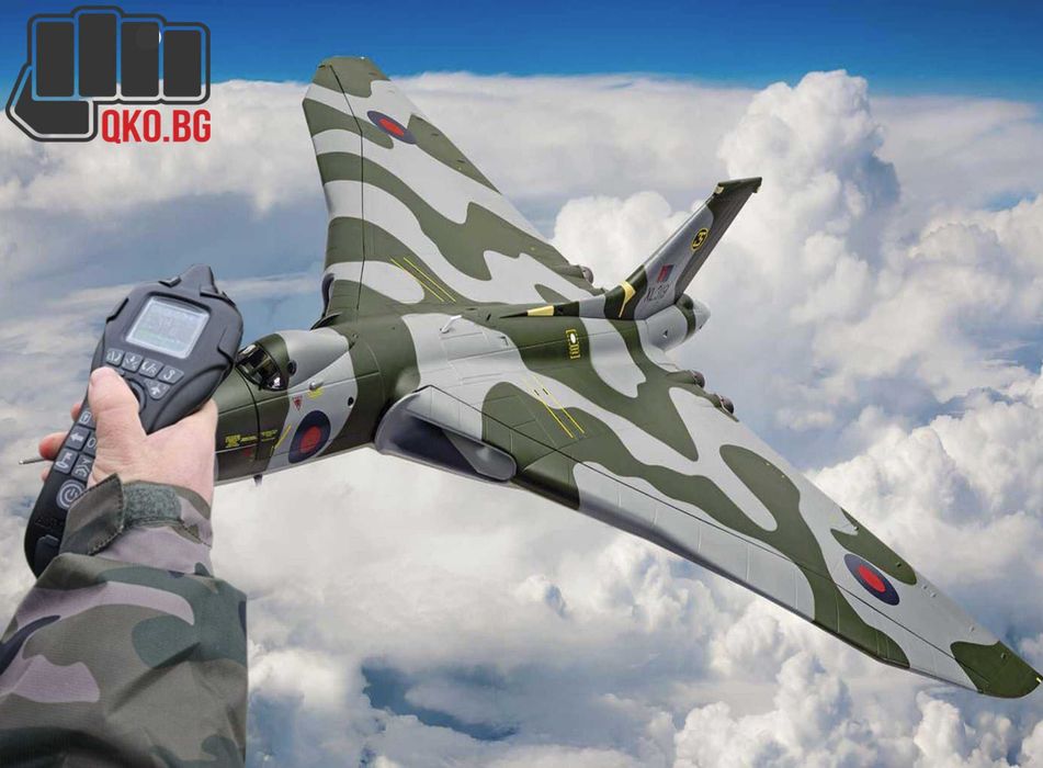 Лодка за захранка Boatman Vulcan С опция за поставяне на Сонар и GPS