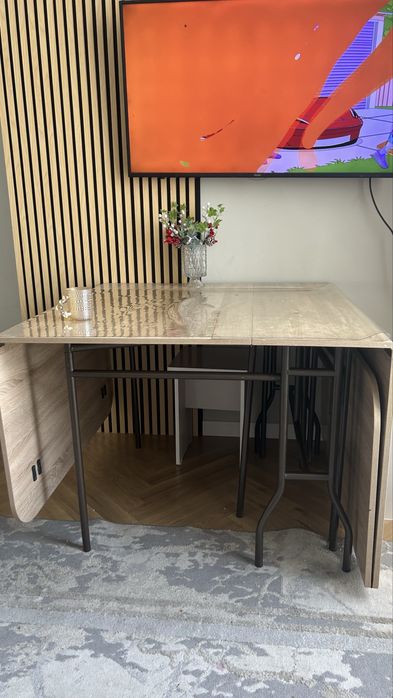 Продам трансформер стол 35000 тг.