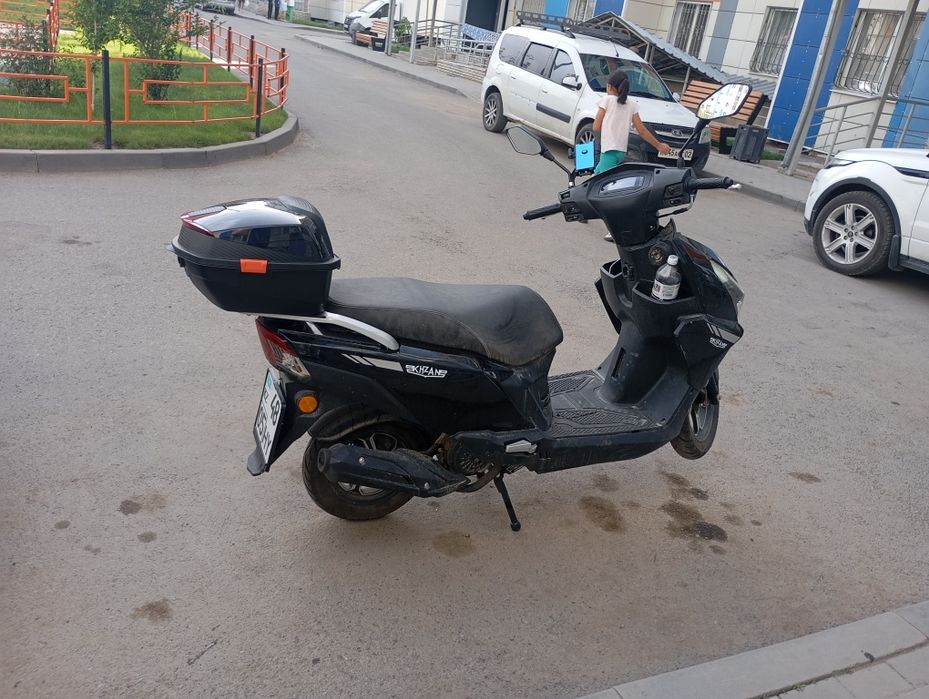 Продам Мопед раптор