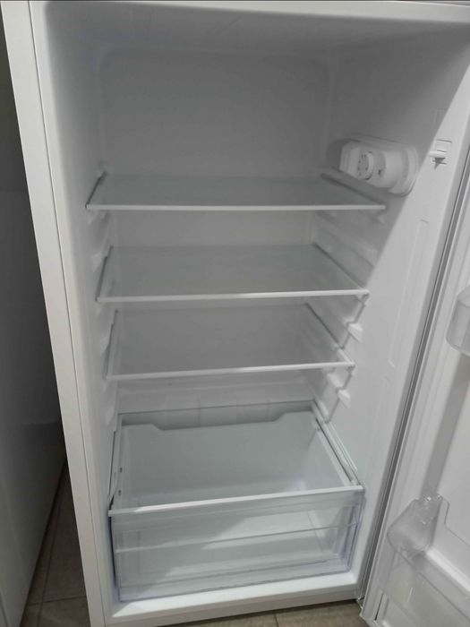 Frigifer 2 usi Heinner Leas frost 212 litri