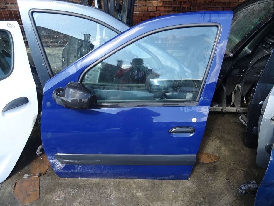 Vand Usa Fata Stanga Dacia Logan MCV din 2008 fara rugina fara lovituri