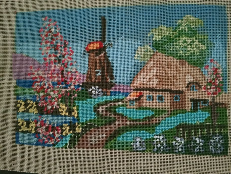 Vând lucruri hand made( goblen)