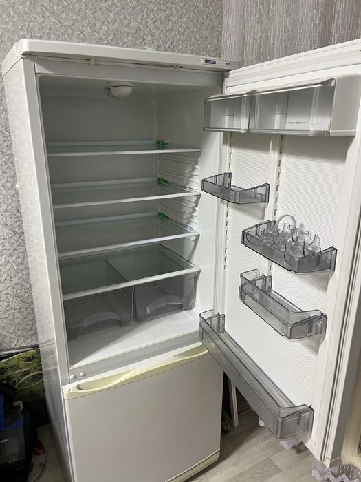 Продам холодильник!