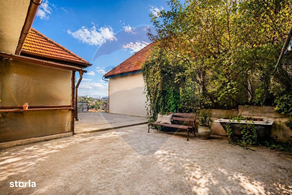 Casă cu vedere panoramică Brașov | Două unități independente | P+E |