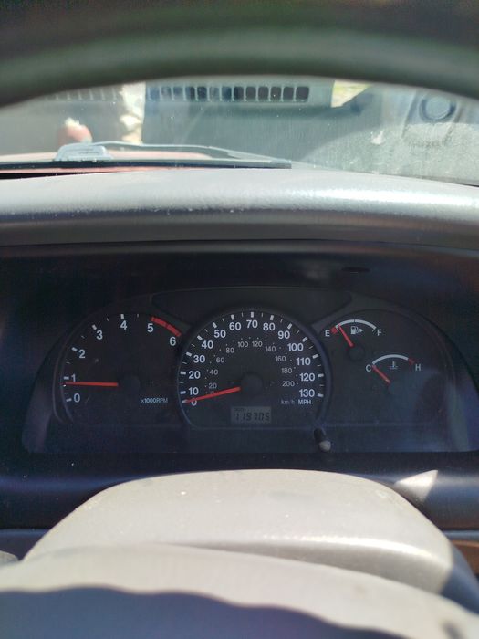 Vând Suzuki Grand Vitara