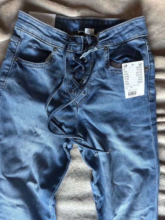 Blugi Evazați cu Talie Înaltă H&M, Nepurtați, Cu Etichetă, XS