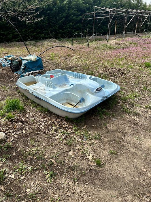 Водно колело. 3 различни, счупени искат ремонт.