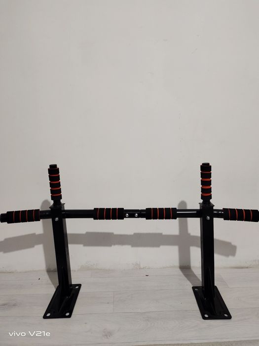 Турник сатылады 10 мын тенге