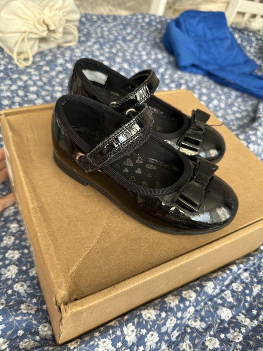 Школьные туфли Next