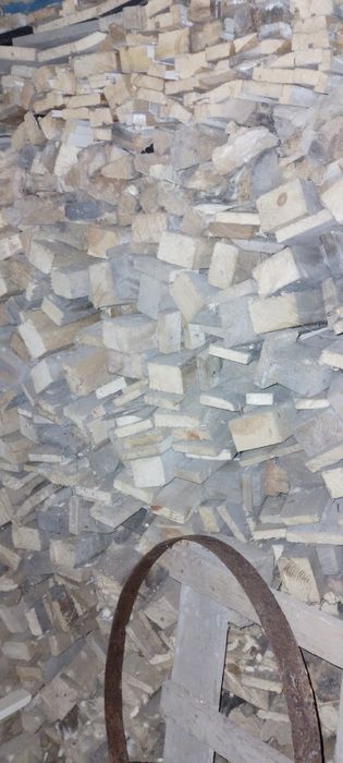 Дърва и Разпалки от палети